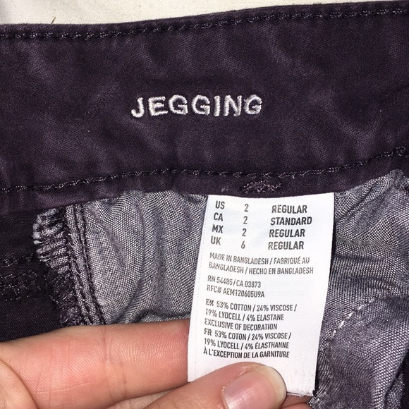 Dark purple, super stretch AEO jeggings, so soft! - Picture 3 of 3